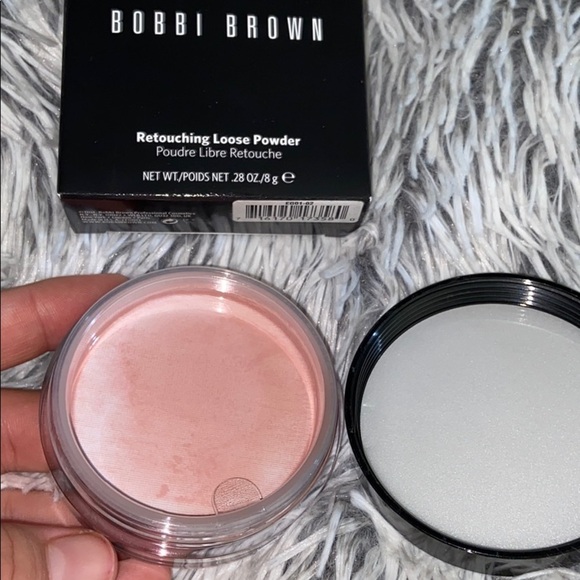 Bobbi Brown Retouching Loose Powder - rose - Picture 2 of 7